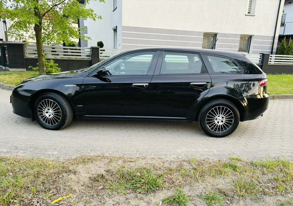 Alfa Romeo 159 cena 19999 przebieg: 196000, rok produkcji 2010 z Jarocin małe 211